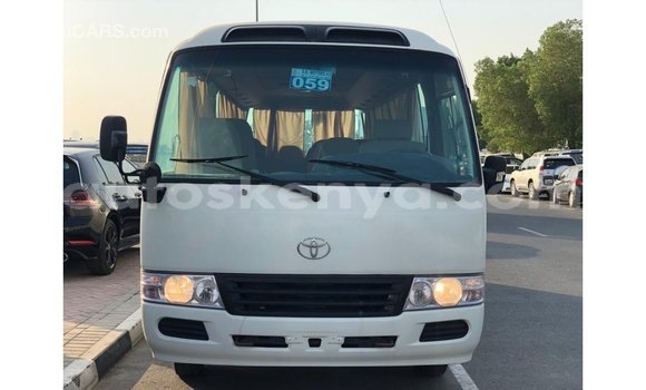 Nunua Imported Toyota Coaster Nyeupe Gari ndani ya Import - Dubai nchini Kati Kenya Nunua Imported Toyota Coaster Nyeupe Gari ndani ya Import - Dubai nchini Kati Kenya