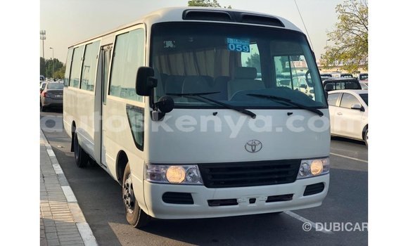 Nunua Imported Toyota Coaster Nyeupe Gari ndani ya Import - Dubai nchini Kati Kenya Nunua Imported Toyota Coaster Nyeupe Gari ndani ya Import - Dubai nchini Kati Kenya