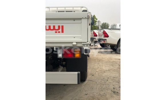 Buy Import Isuzu Bighorn White Truck in Import - Dubai in Central Kenya Buy Import Isuzu Bighorn White Truck in Import - Dubai in Central Kenya
