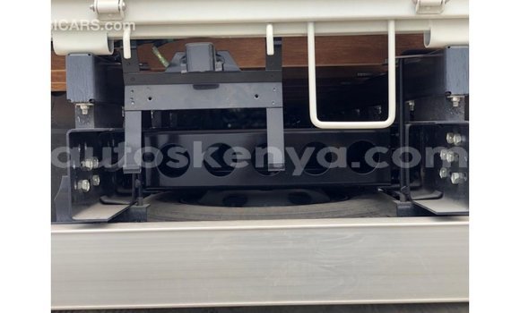 Buy Import Isuzu Bighorn White Truck in Import - Dubai in Central Kenya Buy Import Isuzu Bighorn White Truck in Import - Dubai in Central Kenya