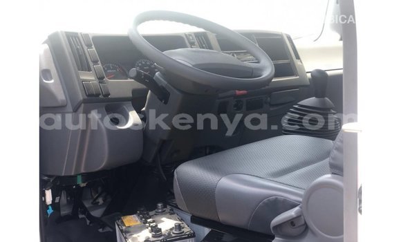 Buy Import Isuzu Bighorn White Truck in Import - Dubai in Central Kenya Buy Import Isuzu Bighorn White Truck in Import - Dubai in Central Kenya