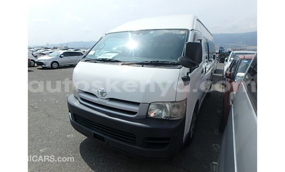 Buy Import Toyota Hiace White Car in Import - Dubai in Central Kenya Buy Import Toyota Hiace White Car in Import - Dubai in Central Kenya