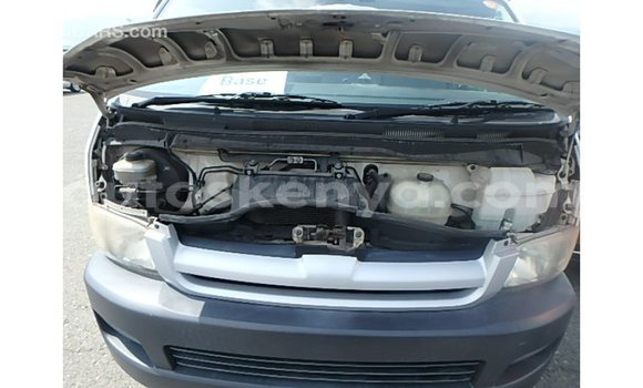 Buy Import Toyota Hiace White Car in Import - Dubai in Central Kenya Buy Import Toyota Hiace White Car in Import - Dubai in Central Kenya