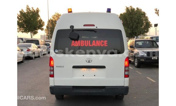 Nunua Imported Toyota Hiace Nyeupe Gari ndani ya Import - Dubai nchini Kati Kenya Nunua Imported Toyota Hiace Nyeupe Gari ndani ya Import - Dubai nchini Kati Kenya