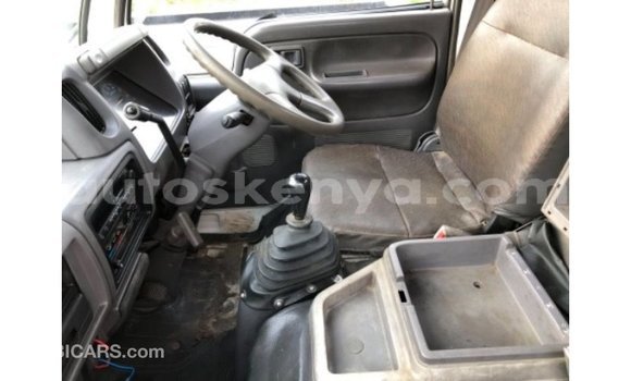 Nunua Imported Nissan Pickup Nyeupe Gari ndani ya Import - Dubai nchini Kati Kenya Nunua Imported Nissan Pickup Nyeupe Gari ndani ya Import - Dubai nchini Kati Kenya
