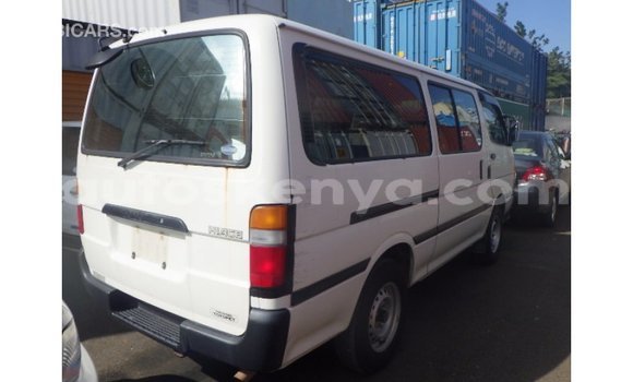 Nunua Imported Toyota Hiace Nyeupe Gari ndani ya Import - Dubai nchini Kati Kenya Nunua Imported Toyota Hiace Nyeupe Gari ndani ya Import - Dubai nchini Kati Kenya