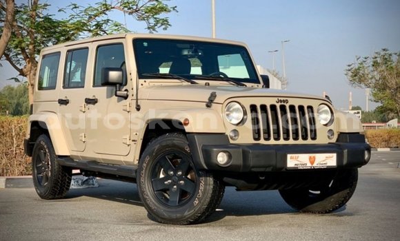 Nunua Imported Jeep Wrangler Beige Gari ndani ya Import - Dubai nchini Kati Kenya