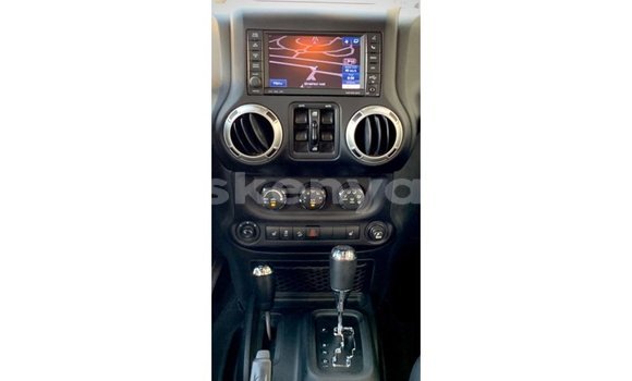 Imported Jeep Wrangler Beige Makiinaa iti Import - Dubai keessatti Central Kenya keessatti Imported Jeep Wrangler Beige Makiinaa iti Import - Dubai keessatti Central Kenya keessatti