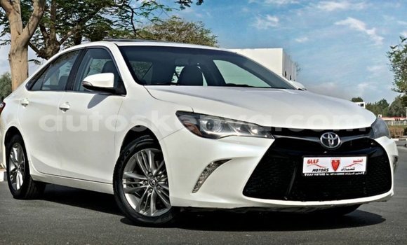 Nunua Imported Toyota Camry Nyeupe Gari ndani ya Import - Dubai nchini Kati Kenya Nunua Imported Toyota Camry Nyeupe Gari ndani ya Import - Dubai nchini Kati Kenya