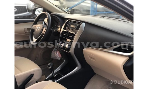 Nunua Imported Toyota DA Brown Lori ndani ya Import - Dubai nchini Kati Kenya Nunua Imported Toyota DA Brown Lori ndani ya Import - Dubai nchini Kati Kenya