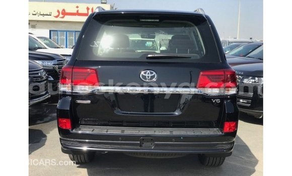 Buy Import Toyota Land Cruiser Black Car in Import - Dubai in Central Kenya Buy Import Toyota Land Cruiser Black Car in Import - Dubai in Central Kenya