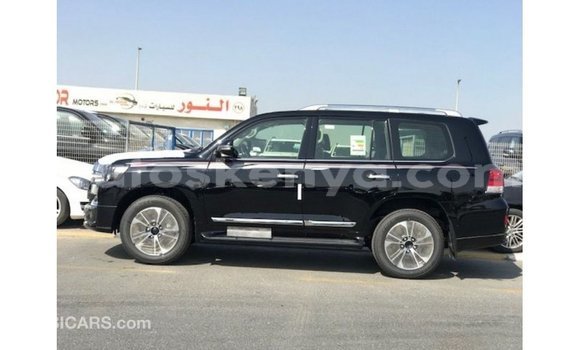 Buy Import Toyota Land Cruiser Black Car in Import - Dubai in Central Kenya Buy Import Toyota Land Cruiser Black Car in Import - Dubai in Central Kenya