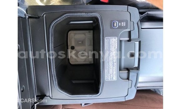 Buy Import Toyota Land Cruiser Black Car in Import - Dubai in Central Kenya Buy Import Toyota Land Cruiser Black Car in Import - Dubai in Central Kenya
