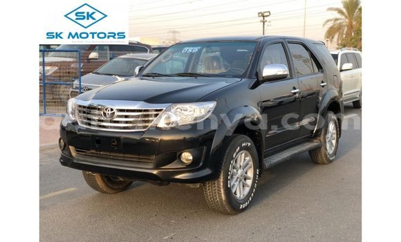 Imported Toyota Fortuner Black Makiinaa iti Import - Dubai keessatti Central Kenya keessatti Imported Toyota Fortuner Black Makiinaa iti Import - Dubai keessatti Central Kenya keessatti