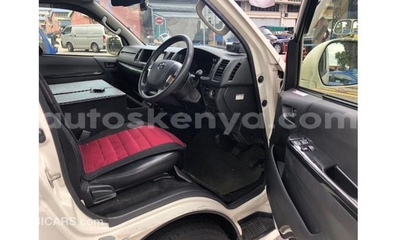Buy Import Toyota Hiace White Car in Import - Dubai in Central Kenya Buy Import Toyota Hiace White Car in Import - Dubai in Central Kenya