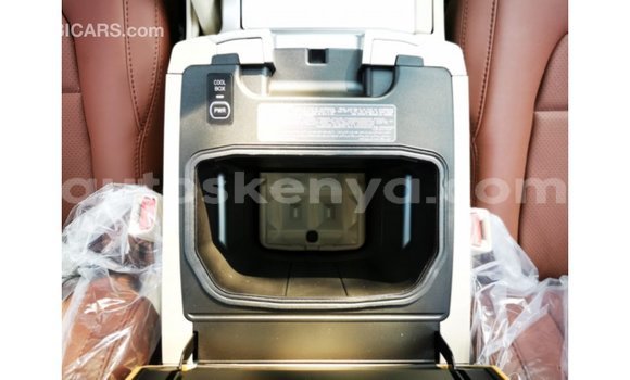 Nunua Imported Toyota Land Cruiser Nyingine Gari ndani ya Import - Dubai nchini Kati Kenya Nunua Imported Toyota Land Cruiser Nyingine Gari ndani ya Import - Dubai nchini Kati Kenya