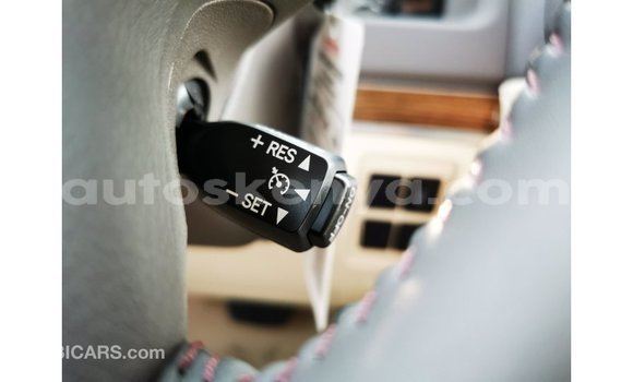 Nunua Imported Toyota Land Cruiser Nyingine Gari ndani ya Import - Dubai nchini Kati Kenya Nunua Imported Toyota Land Cruiser Nyingine Gari ndani ya Import - Dubai nchini Kati Kenya