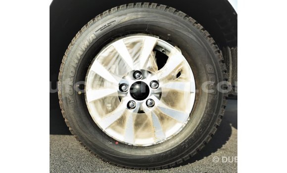 Nunua Imported Toyota Land Cruiser Nyingine Gari ndani ya Import - Dubai nchini Kati Kenya Nunua Imported Toyota Land Cruiser Nyingine Gari ndani ya Import - Dubai nchini Kati Kenya