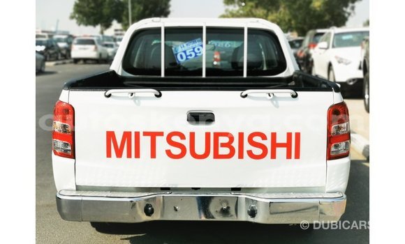 Buy Import Mitsubishi L200 White Car in Import - Dubai in Central Kenya Buy Import Mitsubishi L200 White Car in Import - Dubai in Central Kenya
