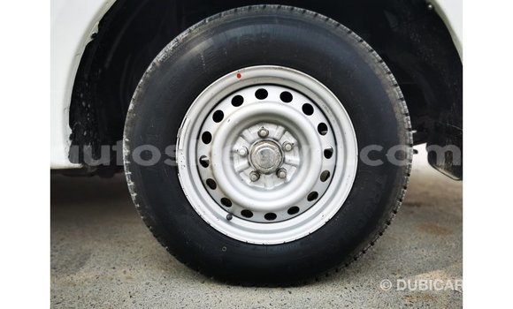 Buy Import Mitsubishi L200 White Car in Import - Dubai in Central Kenya Buy Import Mitsubishi L200 White Car in Import - Dubai in Central Kenya