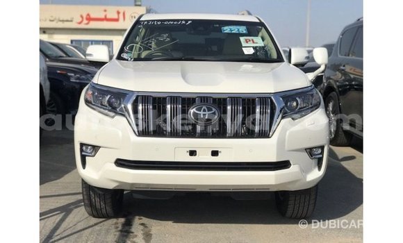 Nunua Imported Toyota Prado Nyeupe Gari ndani ya Import - Dubai nchini Kati Kenya Nunua Imported Toyota Prado Nyeupe Gari ndani ya Import - Dubai nchini Kati Kenya