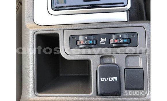 Nunua Imported Toyota Prado Nyeupe Gari ndani ya Import - Dubai nchini Kati Kenya Nunua Imported Toyota Prado Nyeupe Gari ndani ya Import - Dubai nchini Kati Kenya