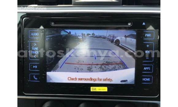 Imported Toyota Corolla White Makiinaa iti Import - Dubai keessatti Central Kenya keessatti Imported Toyota Corolla White Makiinaa iti Import - Dubai keessatti Central Kenya keessatti