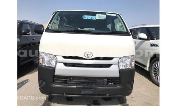 Nunua Imported Toyota Hiace Nyeupe Gari ndani ya Import - Dubai nchini Kati Kenya Nunua Imported Toyota Hiace Nyeupe Gari ndani ya Import - Dubai nchini Kati Kenya