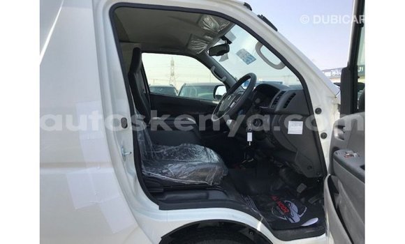Nunua Imported Toyota Hiace Nyeupe Gari ndani ya Import - Dubai nchini Kati Kenya Nunua Imported Toyota Hiace Nyeupe Gari ndani ya Import - Dubai nchini Kati Kenya