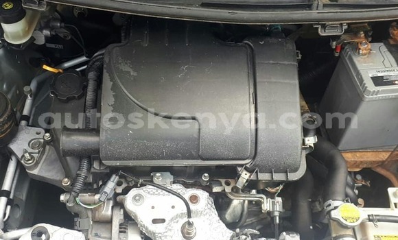 Buy Used Toyota Vitz Silver Car in Nairobi in Nairobi Buy Used Toyota Vitz Silver Car in Nairobi in Nairobi