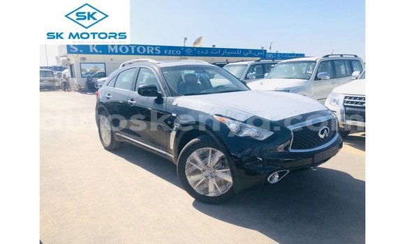 Imported Infiniti Q Black Makiinaa iti Import - Dubai keessatti Central Kenya keessatti