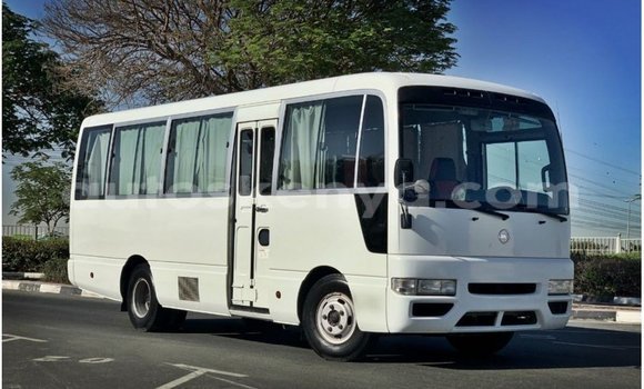 Buy Import Nissan 350Z White Car in Import - Dubai in Central Kenya