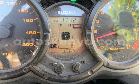 Oofamaa Suzuki DR Black Doqdoqqee iti Nairobi keessatti Nairobi keessatti Oofamaa Suzuki DR Black Doqdoqqee iti Nairobi keessatti Nairobi keessatti