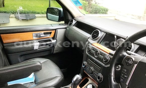 Oofamaa Land Rover Discovery Blue Makiinaa iti Nairobi keessatti Nairobi keessatti