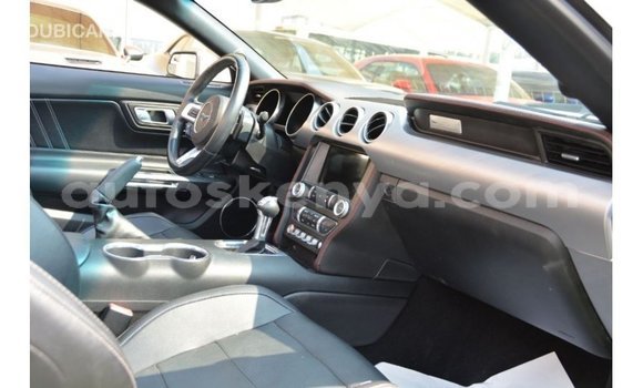 Imported Ford Mustang White Makiinaa iti Import - Dubai keessatti Central Kenya keessatti Imported Ford Mustang White Makiinaa iti Import - Dubai keessatti Central Kenya keessatti