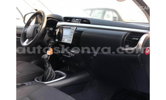 Nunua Imported Toyota Hilux Nyeupe Gari ndani ya Import - Dubai nchini Kati Kenya Nunua Imported Toyota Hilux Nyeupe Gari ndani ya Import - Dubai nchini Kati Kenya