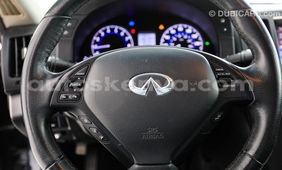 Nunua Imported Infiniti Q Bluu Gari ndani ya Import - Dubai nchini Kati Kenya Nunua Imported Infiniti Q Bluu Gari ndani ya Import - Dubai nchini Kati Kenya