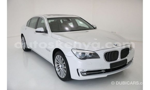 Imported BMW HP White Doqdoqqee iti Import - Dubai keessatti Central Kenya keessatti Imported BMW HP White Doqdoqqee iti Import - Dubai keessatti Central Kenya keessatti