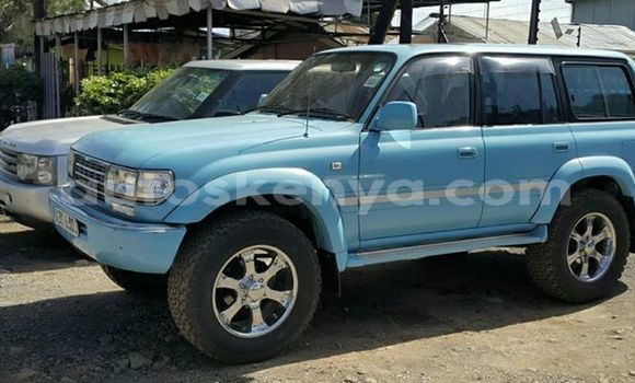Haaraa Toyota Land Cruiser Blue Makiinaa iti Nairobi keessatti Nairobi keessatti