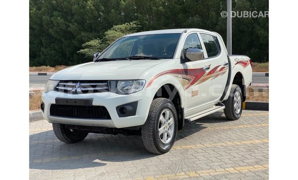 Buy Import Mitsubishi L200 White Car in Import - Dubai in Central Kenya Buy Import Mitsubishi L200 White Car in Import - Dubai in Central Kenya