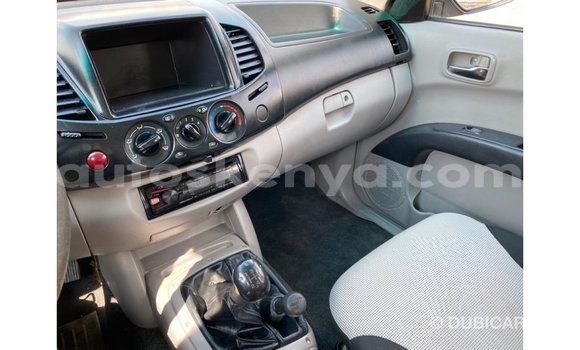 Buy Import Mitsubishi L200 White Car in Import - Dubai in Central Kenya Buy Import Mitsubishi L200 White Car in Import - Dubai in Central Kenya