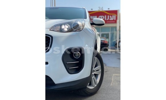 Imported Kia Sportage White Makiinaa iti Import - Dubai keessatti Central Kenya keessatti Imported Kia Sportage White Makiinaa iti Import - Dubai keessatti Central Kenya keessatti