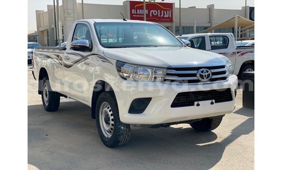 Buy Import Toyota Hilux White Car in Import - Dubai in Central Kenya Buy Import Toyota Hilux White Car in Import - Dubai in Central Kenya