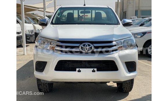 Buy Import Toyota Hilux White Car in Import - Dubai in Central Kenya Buy Import Toyota Hilux White Car in Import - Dubai in Central Kenya