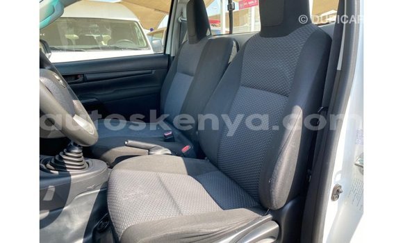 Buy Import Toyota Hilux White Car in Import - Dubai in Central Kenya Buy Import Toyota Hilux White Car in Import - Dubai in Central Kenya