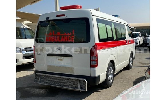 Buy Import Toyota Hiace White Car in Import - Dubai in Central Kenya Buy Import Toyota Hiace White Car in Import - Dubai in Central Kenya