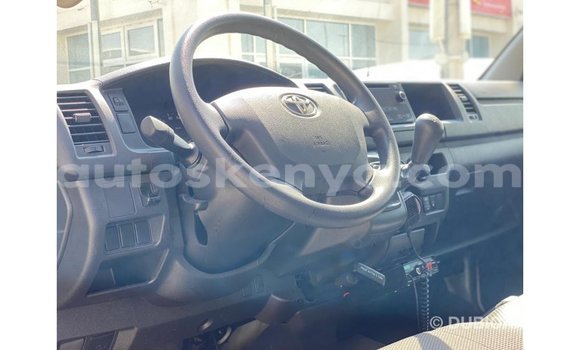 Buy Import Toyota Hiace White Car in Import - Dubai in Central Kenya Buy Import Toyota Hiace White Car in Import - Dubai in Central Kenya