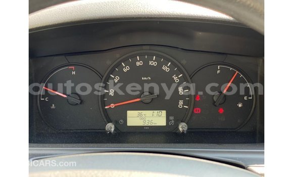 Buy Import Toyota Hiace White Car in Import - Dubai in Central Kenya Buy Import Toyota Hiace White Car in Import - Dubai in Central Kenya