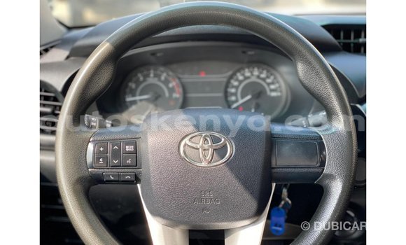 Imported Toyota Hilux White Makiinaa iti Import - Dubai keessatti Central Kenya keessatti Imported Toyota Hilux White Makiinaa iti Import - Dubai keessatti Central Kenya keessatti
