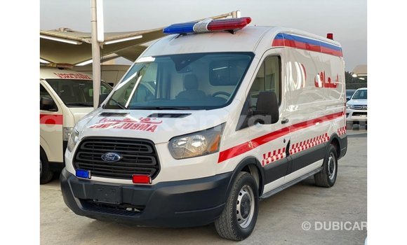 Buy Import Ford Club Wagon White Car in Import - Dubai in Central Kenya Buy Import Ford Club Wagon White Car in Import - Dubai in Central Kenya